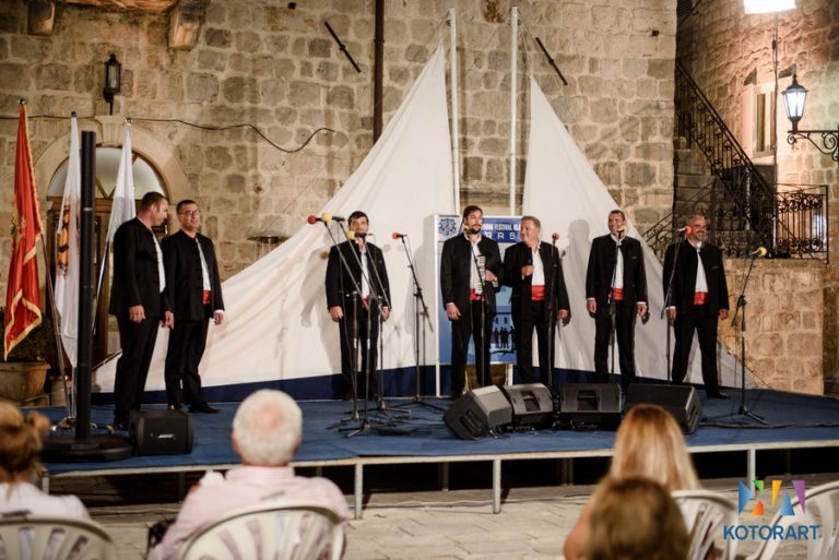 Pobjednici 19. MFK Perast klape Krijanca i Cavtajke