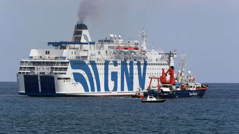 U Italiji 350 migranata smješteno na brod-karantin