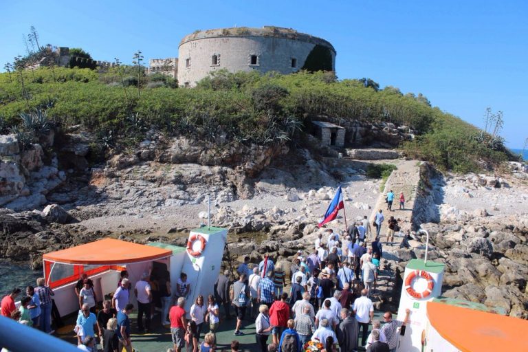 CGO: Odali poštovanje stradalima i zatočenima u logoru Mamula – kultura sjećanja da bude u fokusu nove vladajuće većine