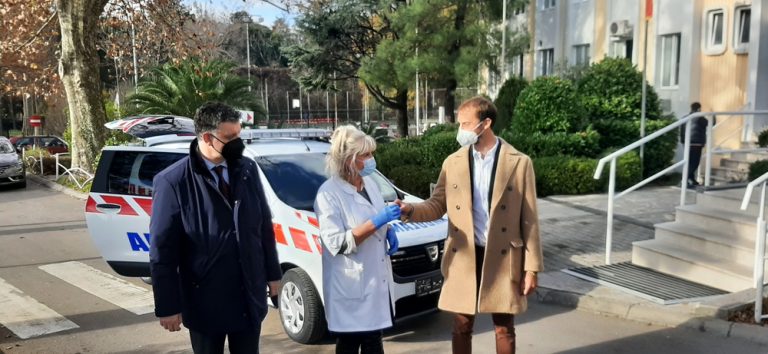 „CG invest“ poklonio novo sanitetsko vozilo Domu zdravlja Tivat
