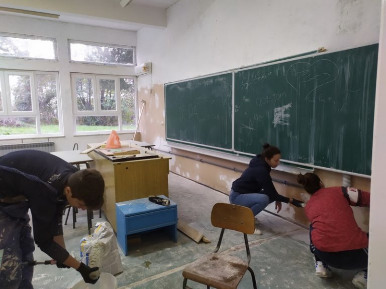 Mladi NVO “Naša akcija” uređivali OŠ u Radanovićima