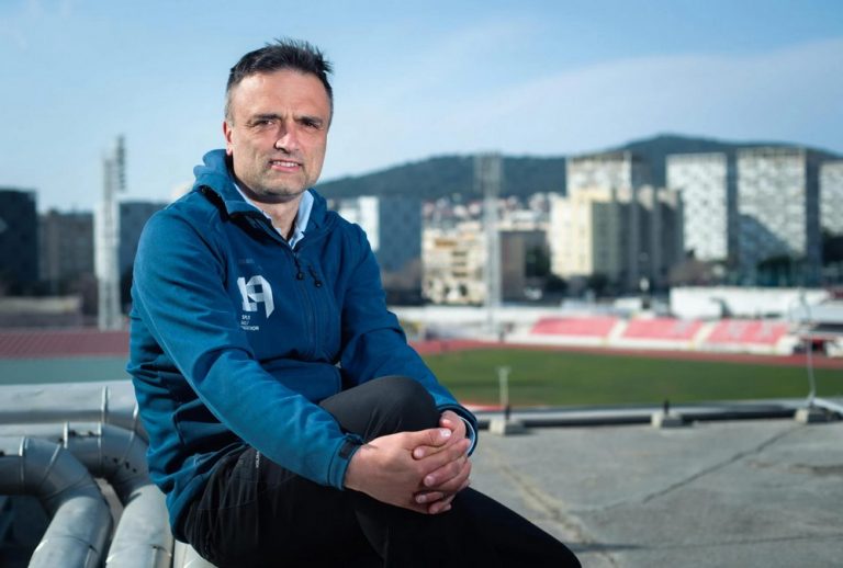 Ovaj će čovjek trčati od Splita do Tivta, jedan maraton svaki dan, kako bi skupio sredstva za djecu…