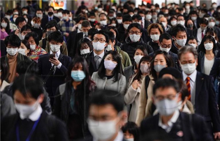 Japan razmatra uvođenje izvanrednog stanja zbog covida-19