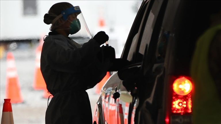 Kanton Sarajevo: Polovinom februara drive-in punkt za masovno testiranje na COVID-19