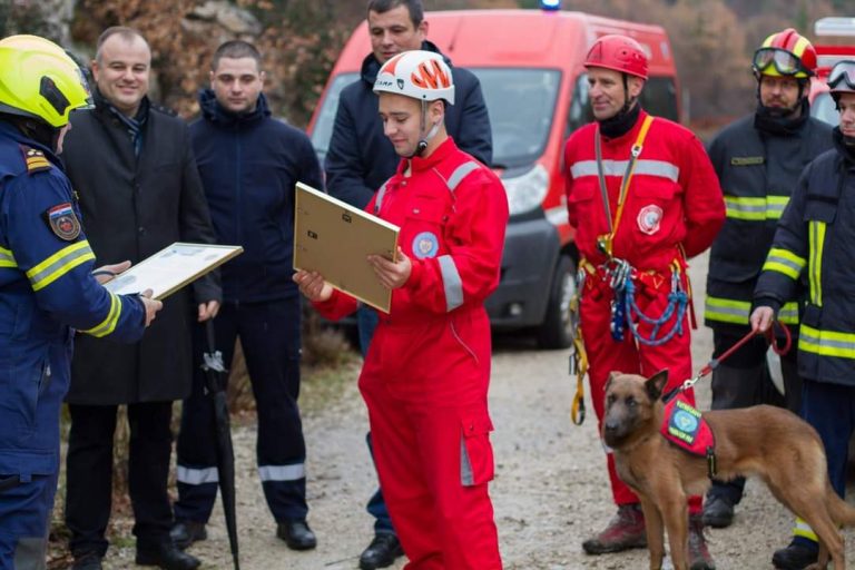 Pas tragač unaprijedio efikasnost novskih vatrogasaca-spasilaca