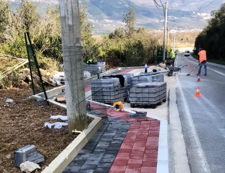 Završeno uređenje pješačke staze duž “Tivatskih solila”