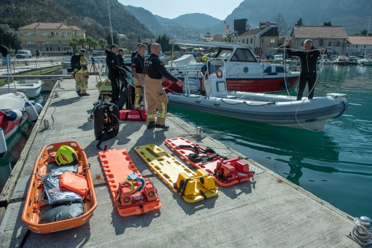 Opština Kotor nabavila specijalizovano plovilo za spašavanje ljudi na moru