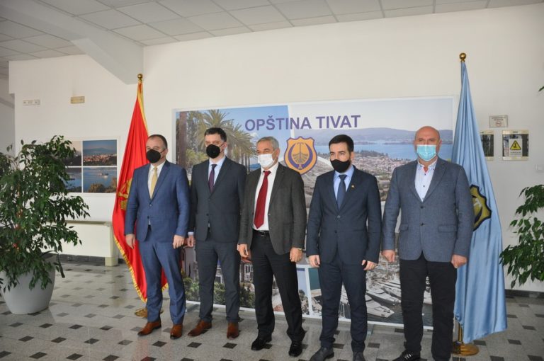 Sastanak Ministra ekologije, prostornog planiranja i urbanizma sa  predsjednicima bokeljskih opština