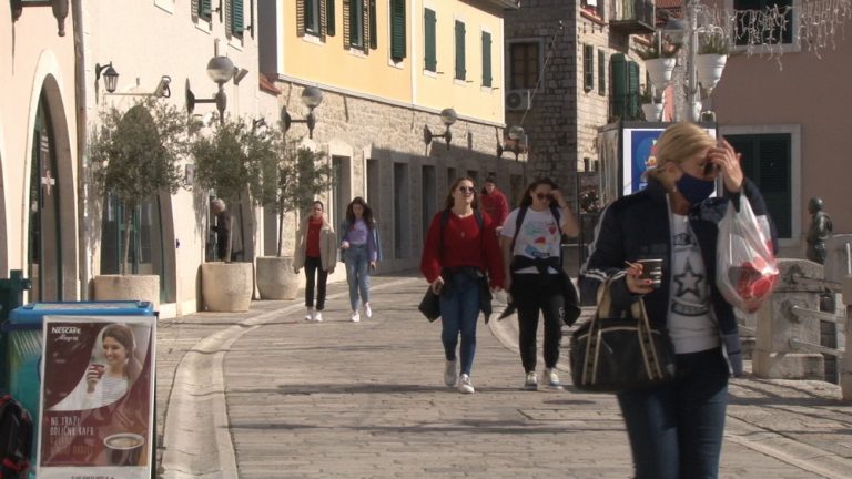 Nove mjere: Zaključavanje i u Herceg Novom, trenutno je popunjeno 75,8 odsto bolničkih kapaciteta