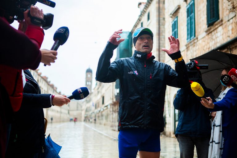 Kristijan Sindik krenuo u završnu dionicu maratona – Split – Tivat