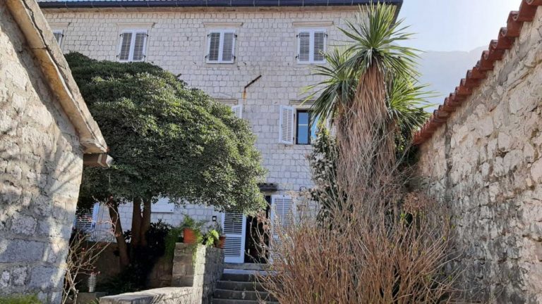 Svjedočanstvo o razvoju maritimne i turizmološke stručne i naučne misli