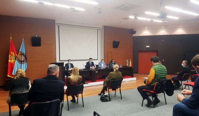 Tivat – Pojačati mješovite kontrole u narednom periodu