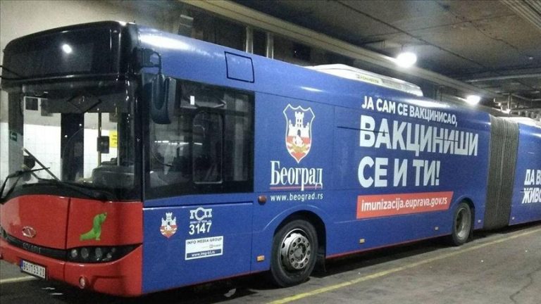 Beograd: Na ulicama autobusi u cilju promocije vakcinacije protiv koronavirusa