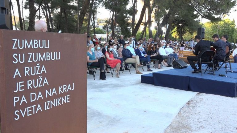 Otvoren park posvećen Balaševiću: “Mjesto, na kom će se slaviti ljubav, život i sloboda”