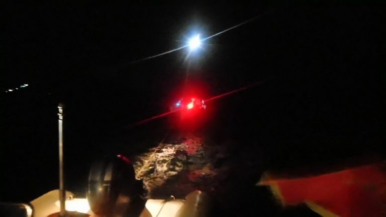 Spašena jedrilica sa sedam nautičara