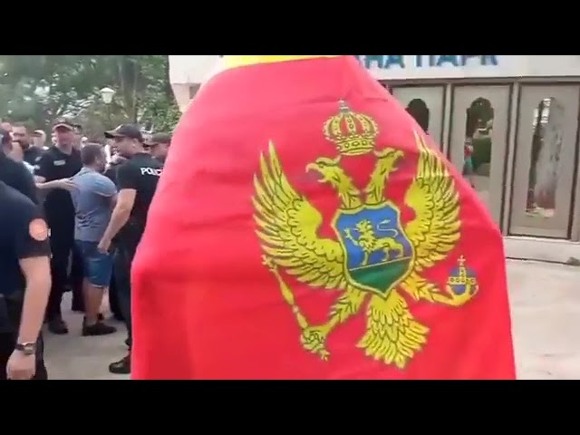 Protest u Herceg Novom zbog Malagurskog, policija spriječila incident