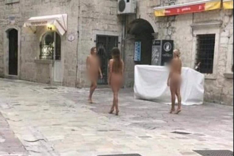 Ukrajinske državljanke kažnjene sa po 450 eura jer su nage šetale Kotorom i fotografisale se