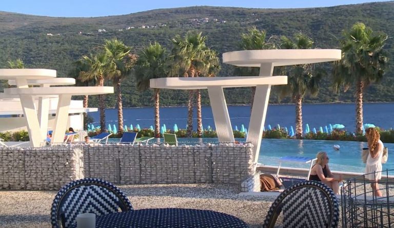 U Herceg Novom trenutno boravi 13.343 turista, hotelijeri zadovoljni početkom sezone