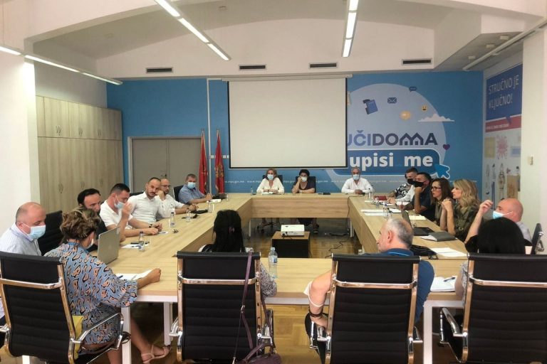 Radna grupa donijela konkretne zaključke o načinu realizacije nastave od 1. septembra