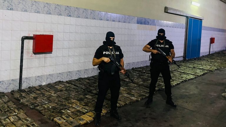 U Podgorici crnogorska policija zaplijenila rekordnih tonu i po kokaina