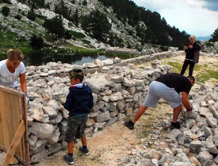 Naš krš: Prvenstvo Crne Gore u gradnji suvomeđe