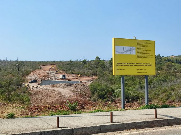 Napreduju radovi na drugom dijelu izgradnje saobraćajnice MR2 za turistički kompleks Luštica Bay u Krtolima