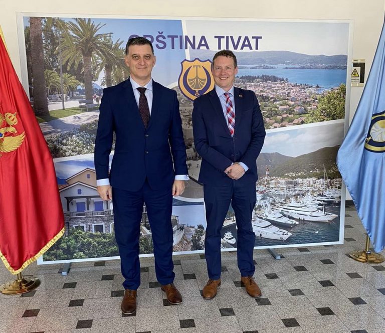 Porto Montenegro trajna spona Tivta sa Kanadom