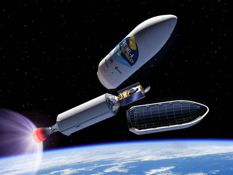 SpaceX, slanjem civila u orbitu, ulazi u svemirski turizam