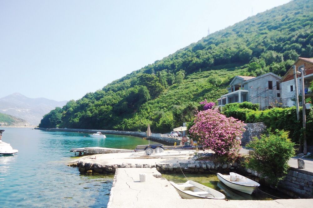 Poznati podgorički advokat dobro naplatio angažman od Opštine Tivat