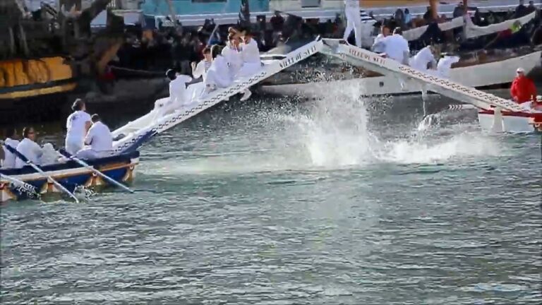 Hrvatski tradicijski brodovi s posadama u Francuskoj na festivalu maritimne baštine