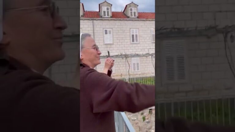 VIDEO Pogledajte kako su časne s Danača pozdravile brod dubrovačkog kapetana