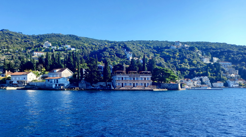 Herceg Novi: Krivične prijave zbog sumnje na nelegalnu gradnju Herceg Novi: Krivične prijave zbog sumnje na nelegalnu gradnju