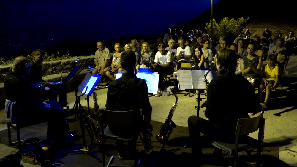 Muzički “Pozdrav ljetu” iz Gornje Lastve: Kvartet “Quattro Stagioni” pokazao svu ljepotu saksofona