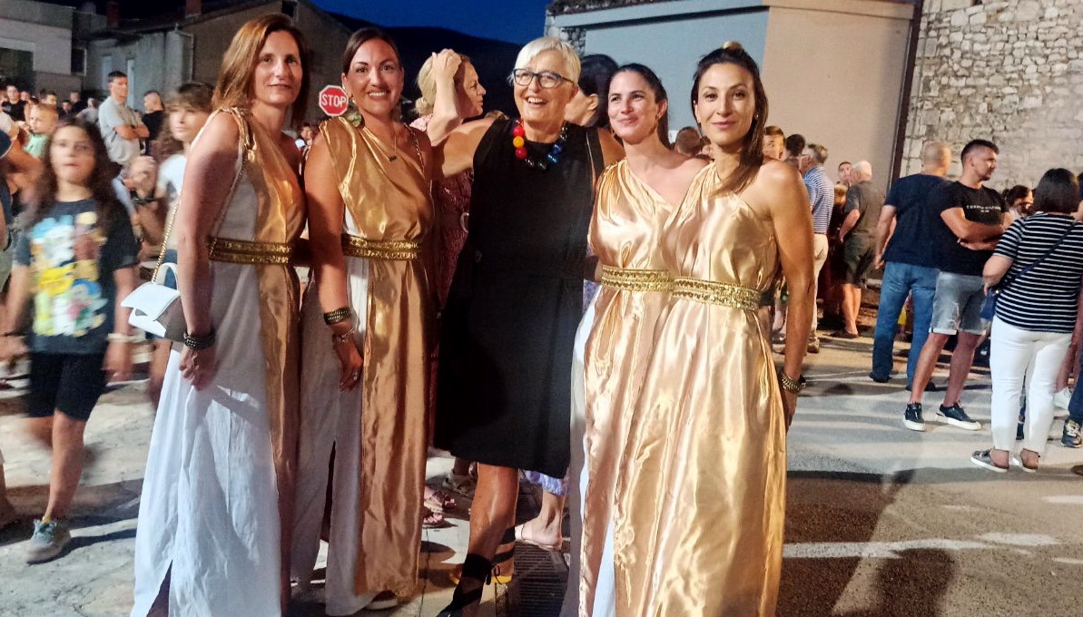 TO Kotor se predstavila na originalan način na tradicionalnoj manifestaciji “Rimska noć u Naroni“