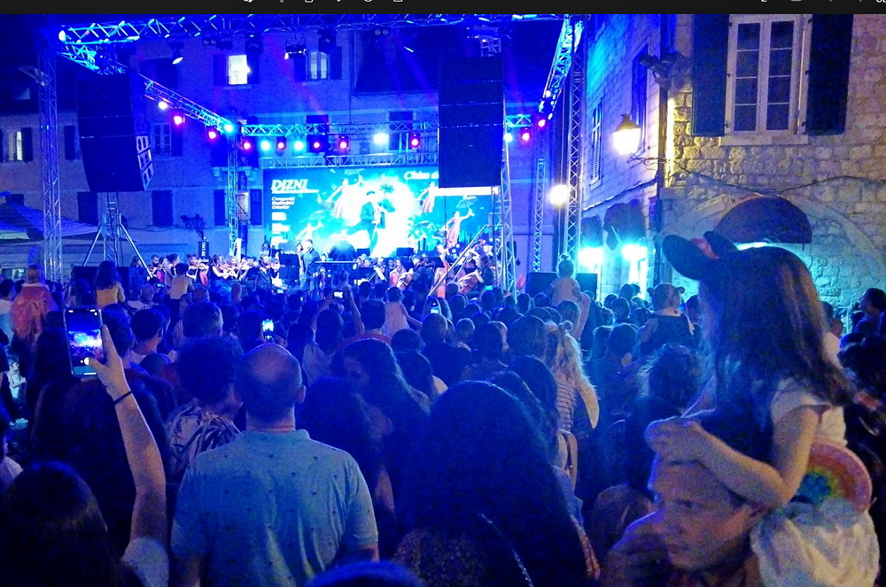 Magija Diznijeve muzike u Kotoru (VIDEO)