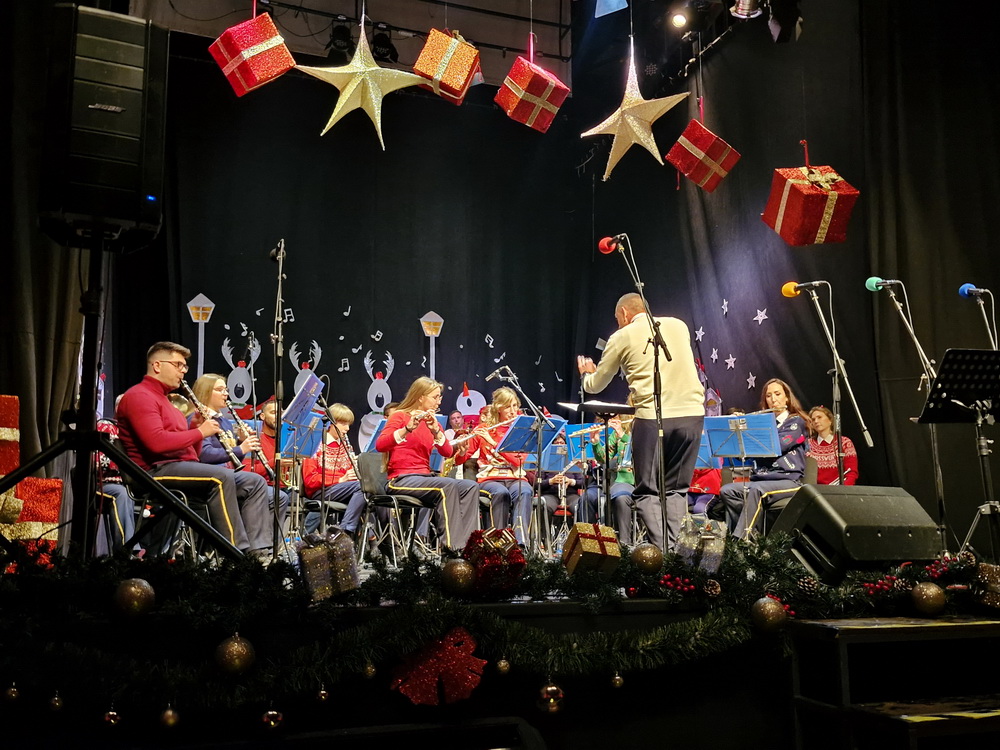 Gradska muzika Kotor – Novogodišnjim koncertom oduševili brojnu publiku (VIDEO)