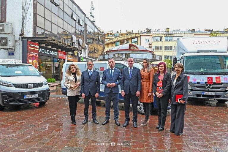 Turska državna agencija TIKA donirala zdravstvene ustanove širom primorja
