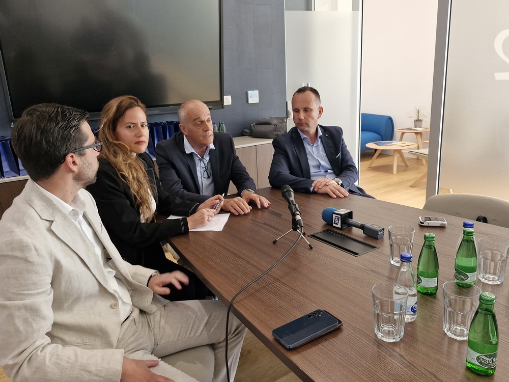 Adriatic 42 – iskustvom, kvalitetom i savremenom tenologijom ka liderskoj poziciji u globalnoj jahting industriji Adriatic 42 – iskustvom, kvalitetom i savremenom tenologijom ka liderskoj poziciji u globalnoj jahting industriji