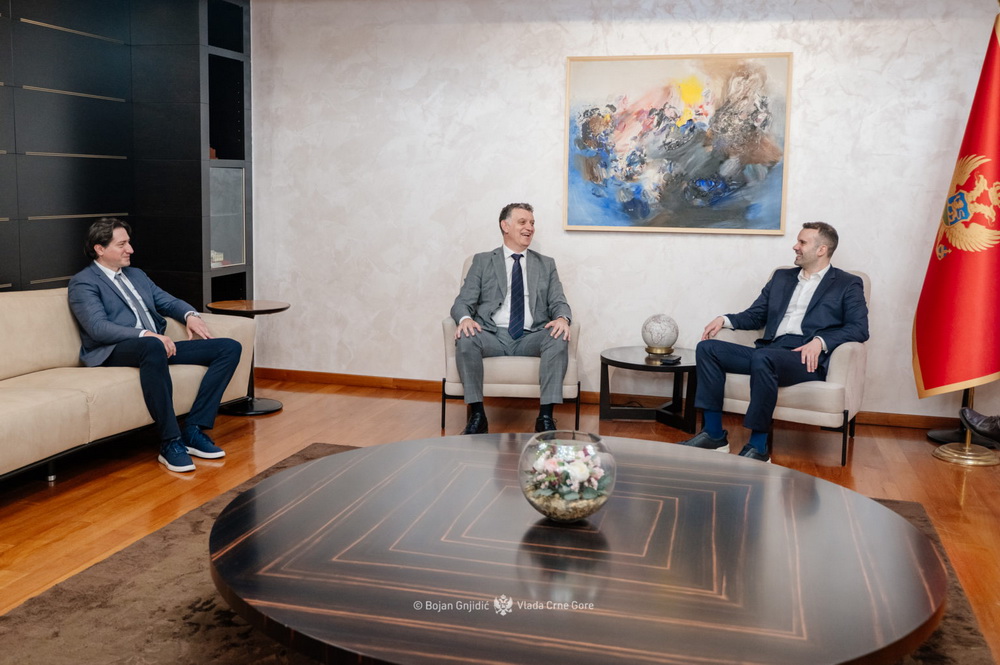 Novac od koncesije za aerodrome isključivo za velike projekte u Tivtu i Zeti Novac od koncesije za aerodrome isključivo za velike projekte u Tivtu i Zeti