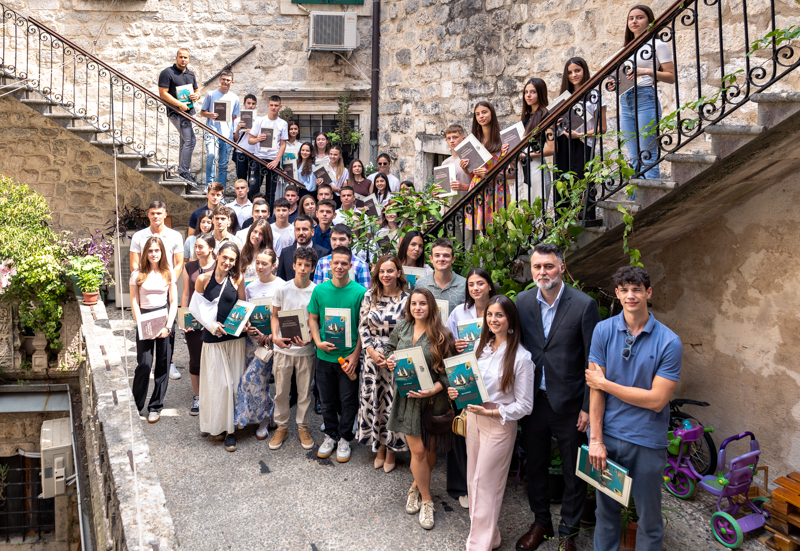 Kotor – Svečani prijem za dobitnike diplome “Luča” Kotor – Svečani prijem za dobitnike diplome “Luča”