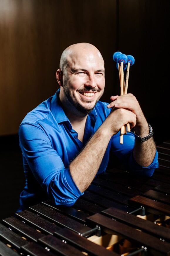 “Marimba Sunset” u Gornjoj Lastvi – Darko Karlečik i čarolija afričkog instrumenta “Marimba Sunset” u Gornjoj Lastvi – Darko Karlečik i čarolija afričkog instrumenta