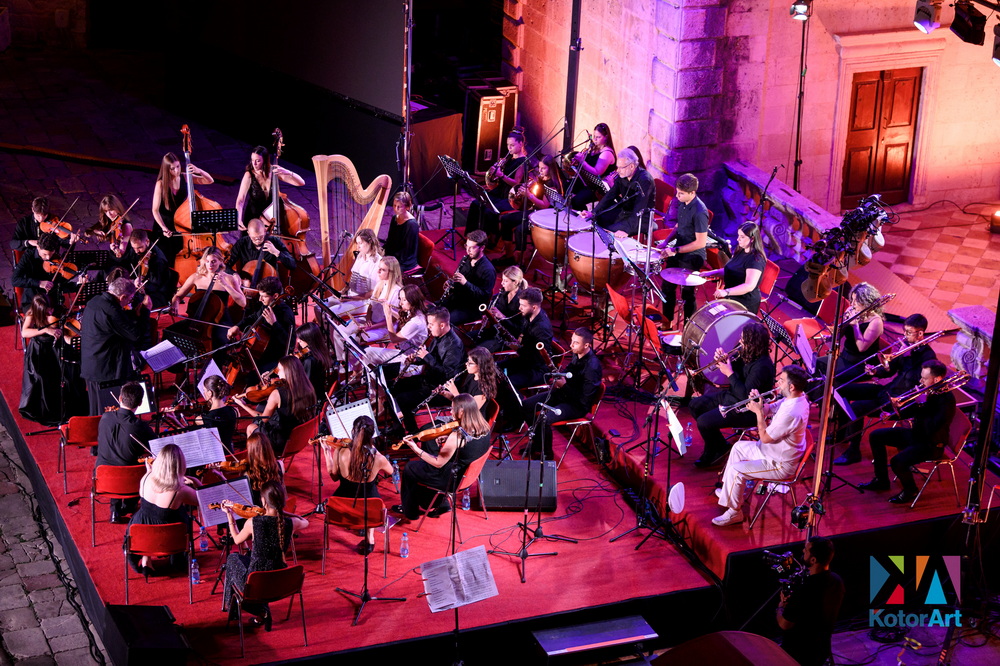 Briljantni nastupi Festivalskog orkestra Crne Gore Briljantni nastupi Festivalskog orkestra Crne Gore