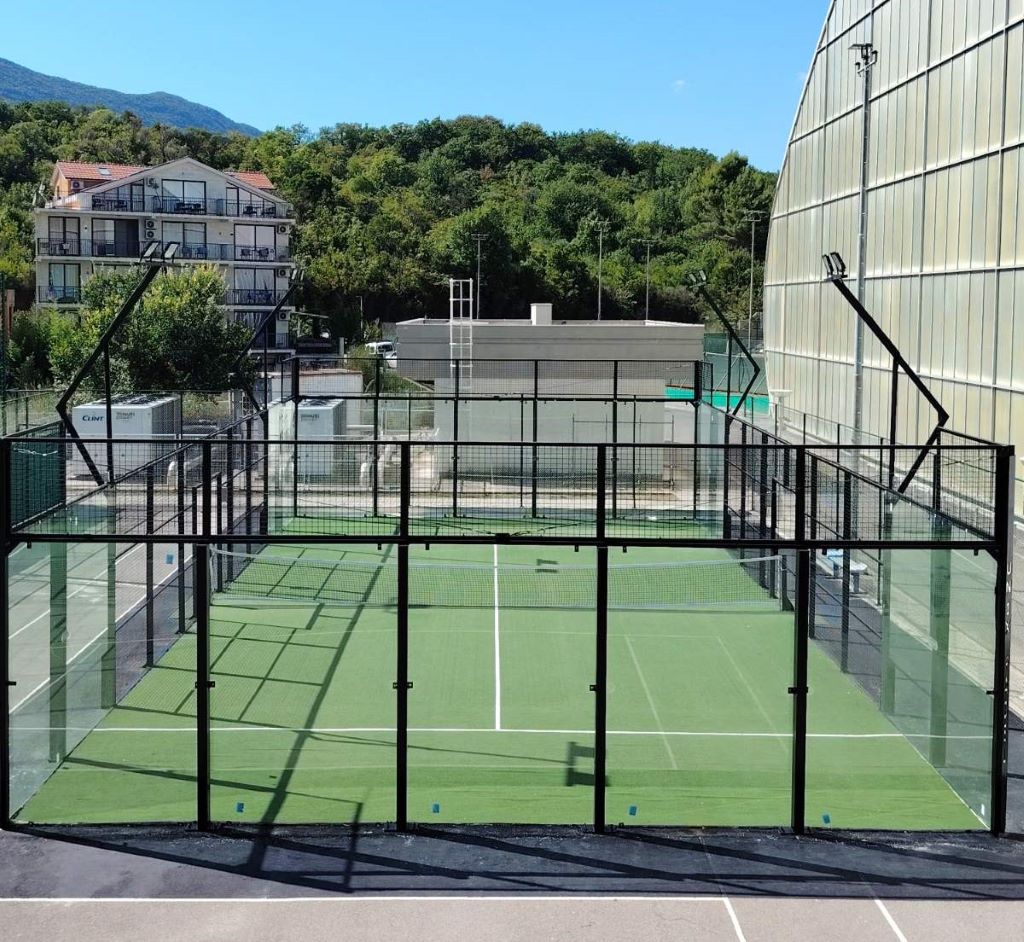 Otvoren prvi padel teren u Herceg Novom Otvoren prvi padel teren u Herceg Novom