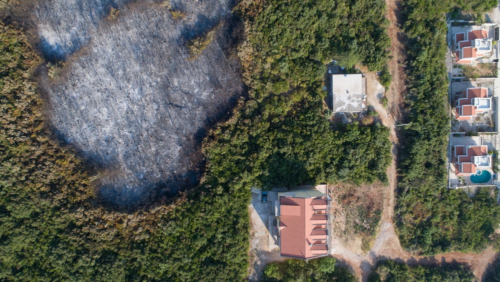 Policija pojačava nadzor iz vazduha i strogo kažnjava odgovorne, do sada identifikovano šest osumnjičenih za izazivanje požara