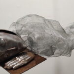 Gravitacija, žena na oblaku