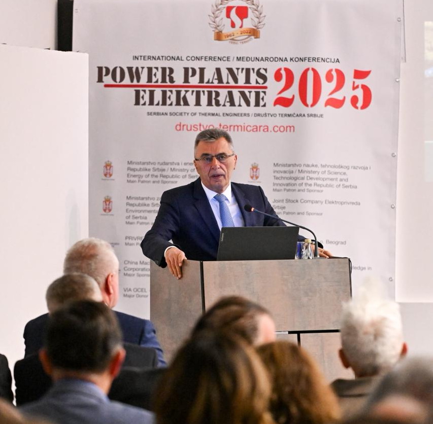 Đukanović: Realizovali smo investicije vrijedne preko 200 miliona eura Đukanović: Realizovali smo investicije vrijedne preko 200 miliona eura