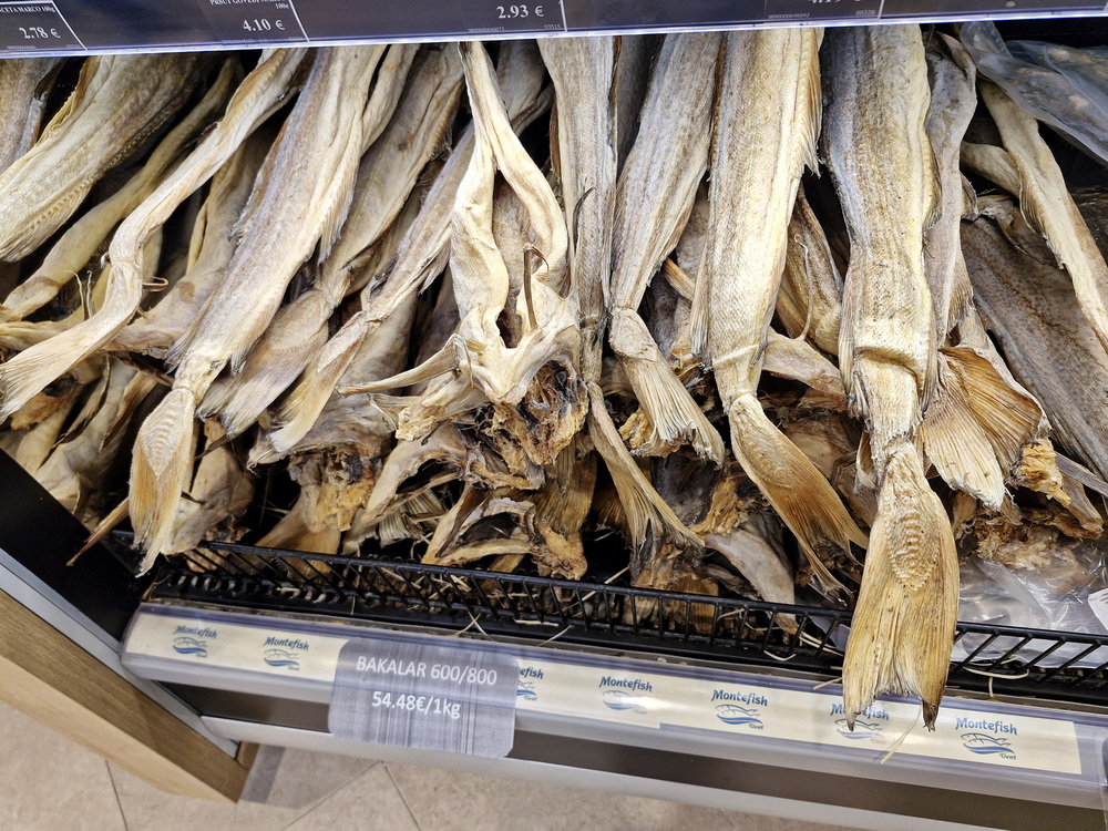 Blagdanska delicija kao suho zlato: Usporedba cijena sušenog bakalara širom Evrope, region opet među najskupljima! Blagdanska delicija kao suho zlato: Usporedba cijena sušenog bakalara širom Evrope, region opet među najskupljima!