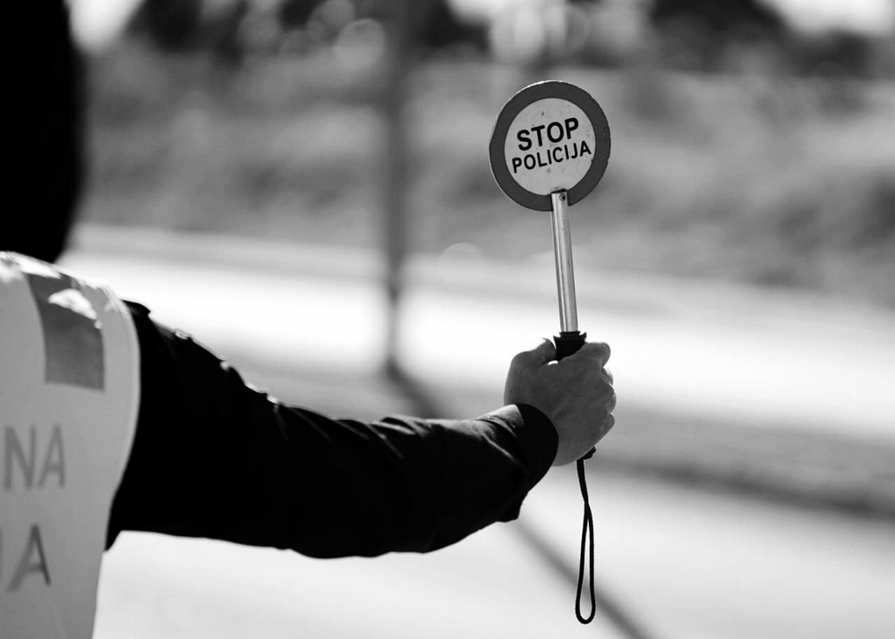 Ostvareni pomaci u istragama krivičnih djela koja se odnose na upotrebu vatrenog oružja Ostvareni pomaci u istragama krivičnih djela koja se odnose na upotrebu vatrenog oružja