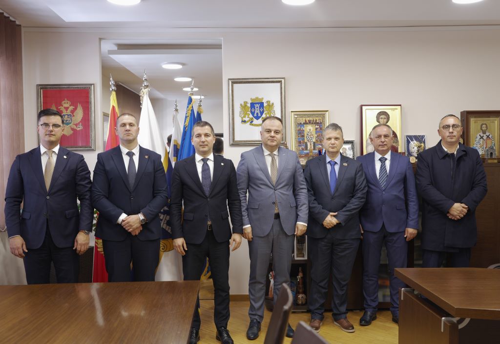 Herceg Novi – Projekat video nadzora javnih površina ulazi u završnu fazu Herceg Novi – Projekat video nadzora javnih površina ulazi u završnu fazu