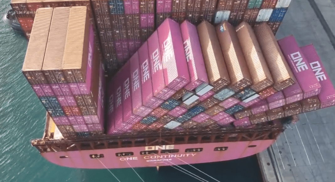 Haos na Atlantiku: valovi srušili deset redova kontejnera na ONE Continuityju Haos na Atlantiku: valovi srušili deset redova kontejnera na ONE Continuityju